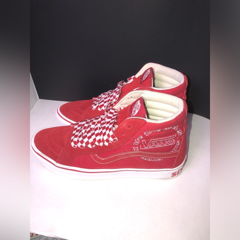 🍄Vans Red High-Tops with Checkered Laces🍄 - Picture 3 of 15